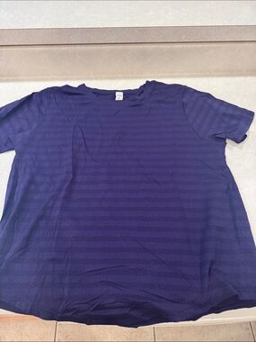 DSG Short Sleeve Crew Tee in Deep Navy